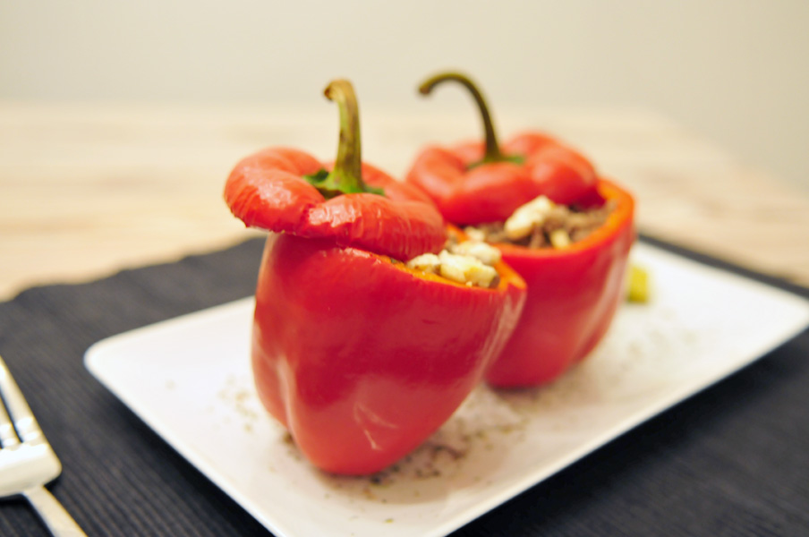 Gevulde paprika met gehakt, feta en gember