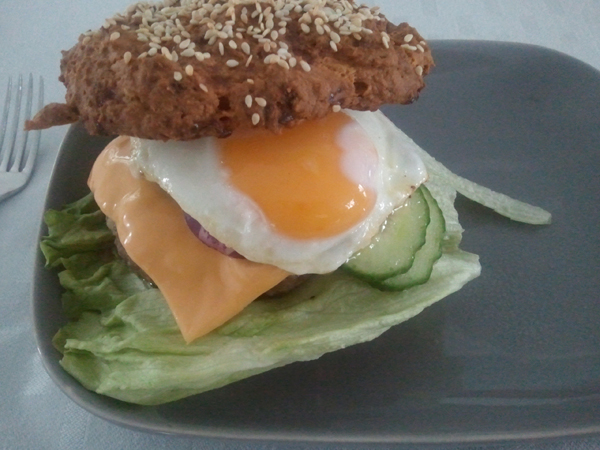 koolhydraatarme-hamburger-door-Jaqueline