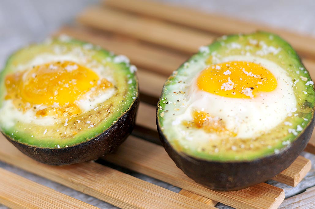 Avocado met ei uit de oven