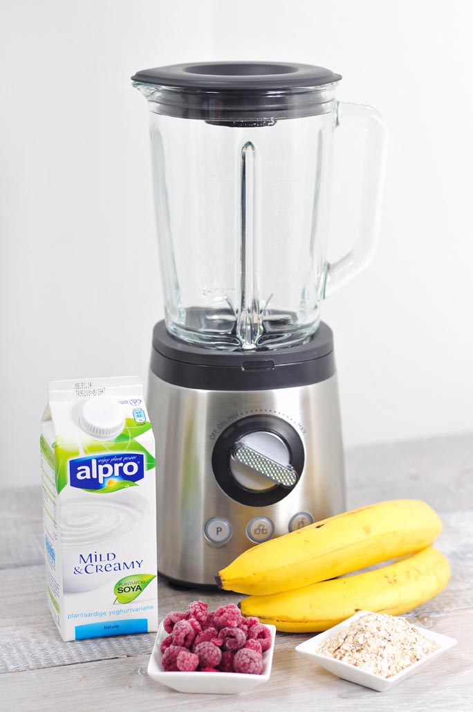 Ontbijtsmoothie-van-plantaardige-yoghurtvariatie-lactosevrij-02