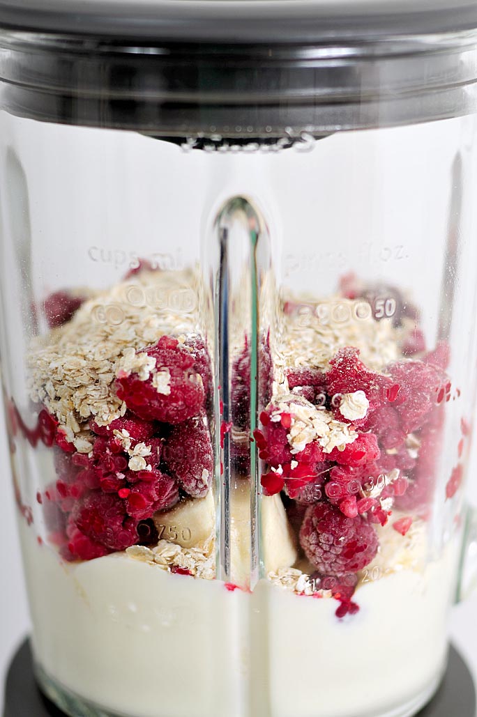 Ontbijtsmoothie-van-plantaardige-yoghurtvariatie-lactosevrij-03
