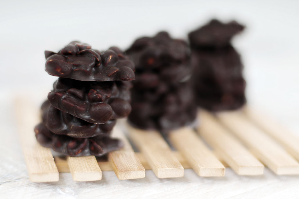 Pindarotsjes zelf maken van pure chocolade - gezonde snack -01