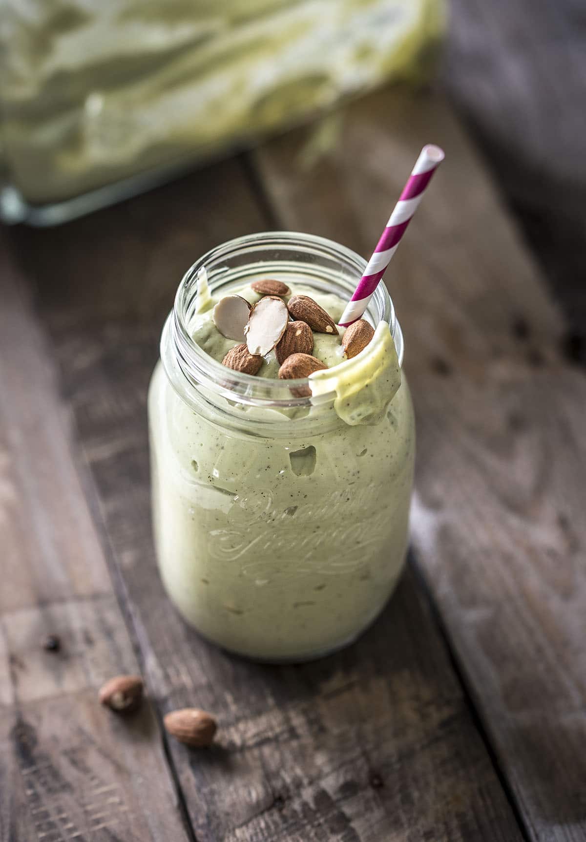 Wie gezond leeft en eet zorgt ook voor een goede gezonde voeding. Veel groentes dus. Soms zijn er dagen dat je weinig tijd hebt om echt goed te koken, of je zit niet echt lekker in je vel waardoor de puf gewoon ontbreekt, dan kan een groentensapje ideaal zijn