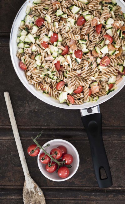 Volkorenpasta met zalm