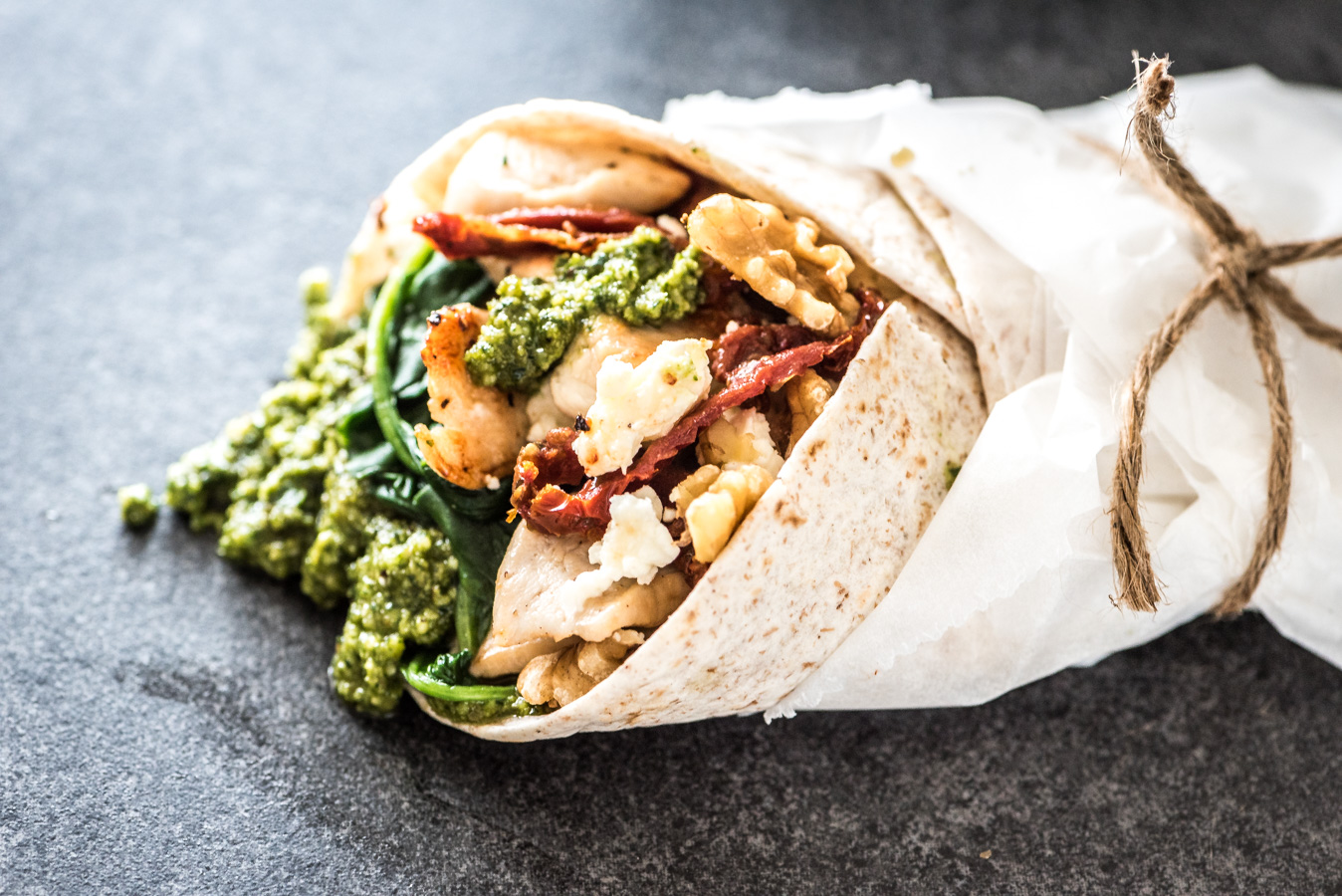wrap met kip en pesto