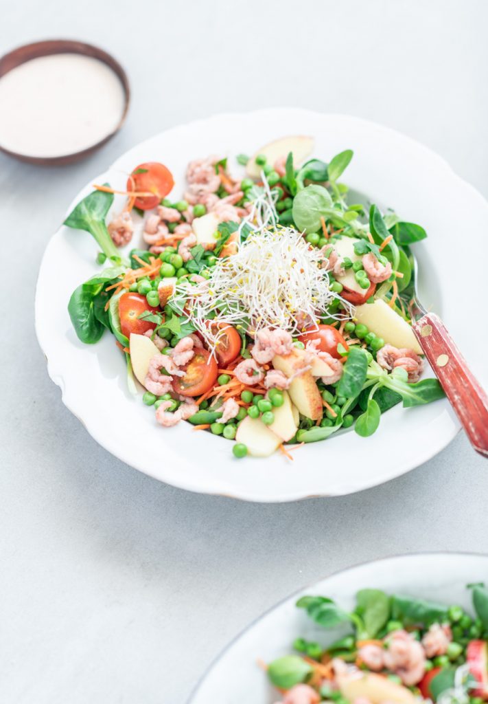 salade met Hollandse garnaaltjes en doperwten