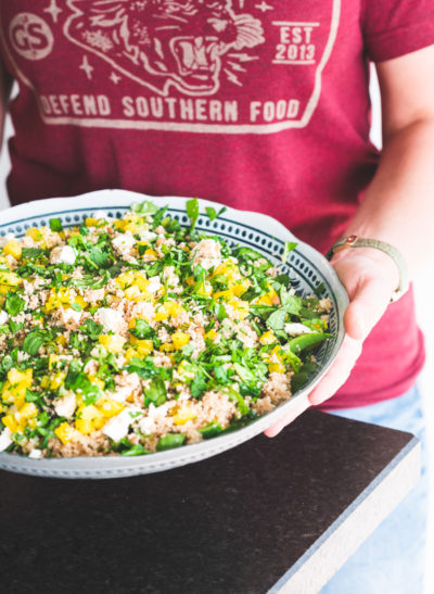 couscous salade met spinazie, gele paprika en linzen